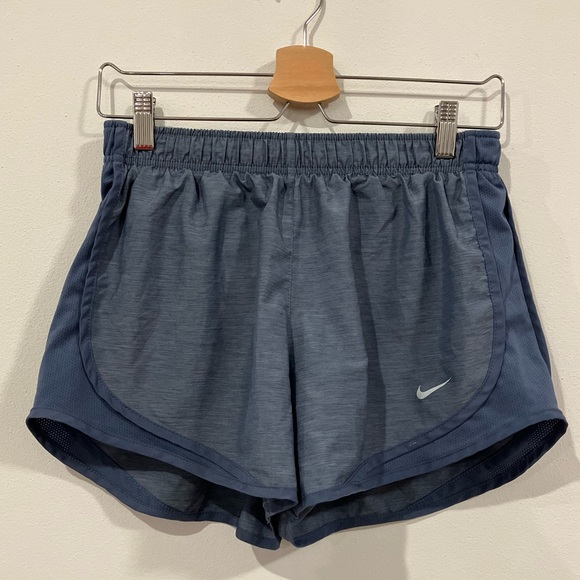 Women’s Medium Nike Tempo Running Short - Picture 1 of 4
